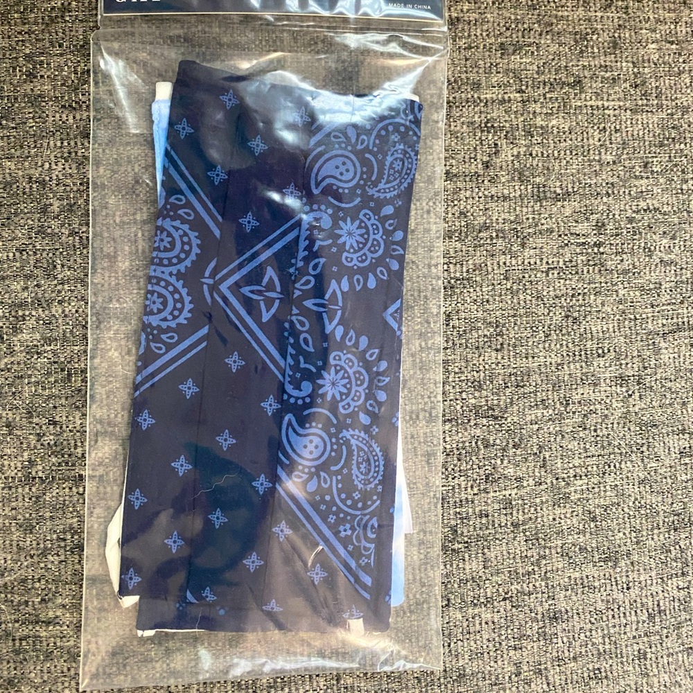 NWT Sealed Pack of 3 Adult Face Masks
